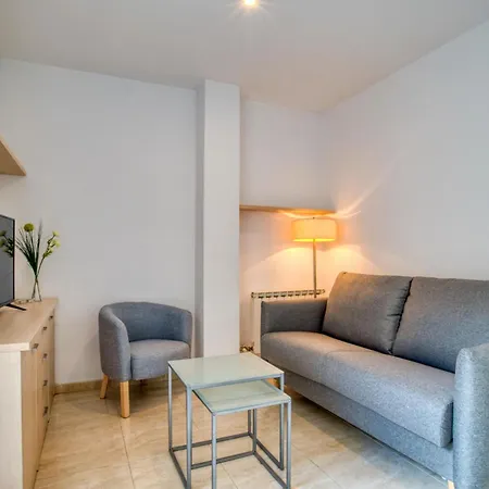Apartamento Céntrico En S'agaró Con Parking Y Balcón - Es-298-48 *