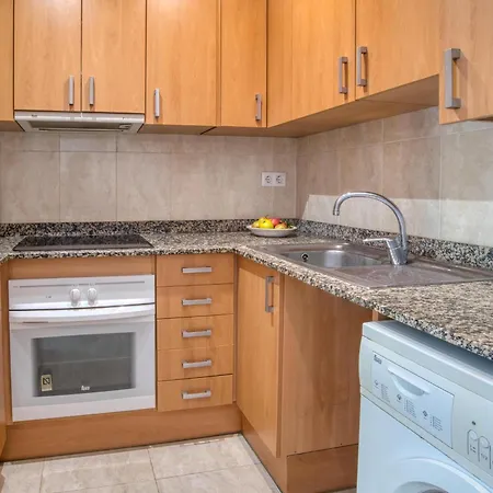 Apartamento Céntrico En S'agaró Con Parking Y Balcón - Es-298-48