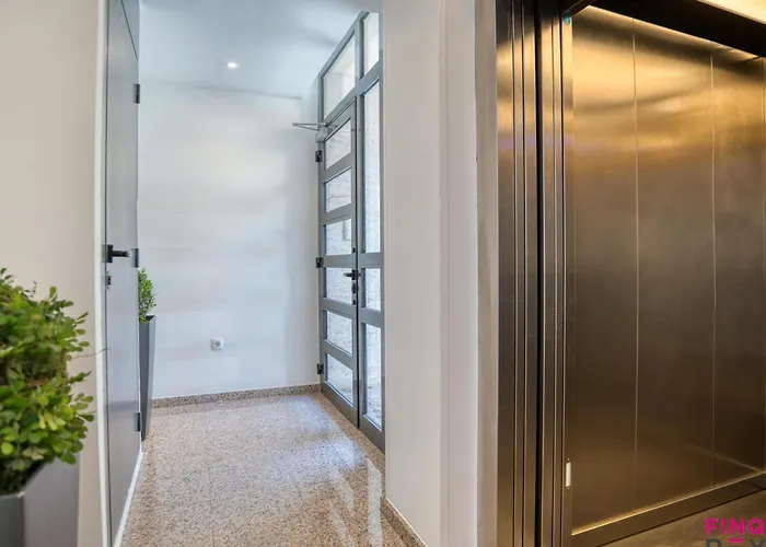 Centrico En S'agaro Con Parking Y Balcon - Es-298-48